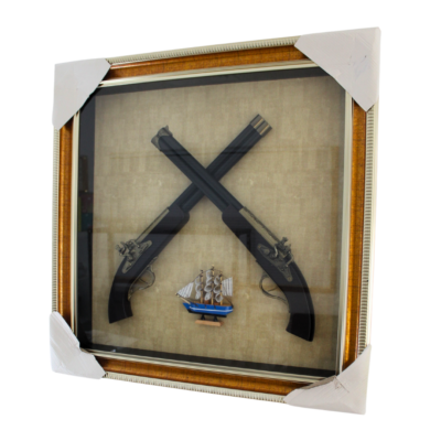 Antique Guns & a Old Ship Glass Classic Wooden Frame (Decoration)