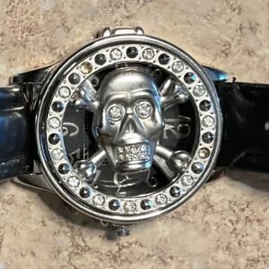 GENEVA WRIST WATCH WITH SKULL FACE COVER 2