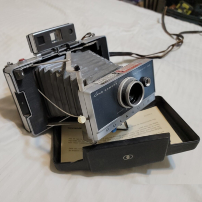 Polaroid Automatic 100 Land Camera Vintage 1960’s