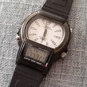 vintage casio aw-61 analog digital alarm chrono illuminator lcd watch qw-1750