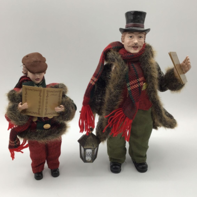 2 PIECES OF VICTORIAN STYLE CHRISTMAS CAROLERS FIGURINES