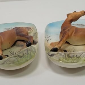 2 Vintage 1950s 3D Thoroughbred Plates 3