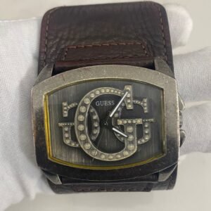 Classic Guess Wristwatch Leather Band 3