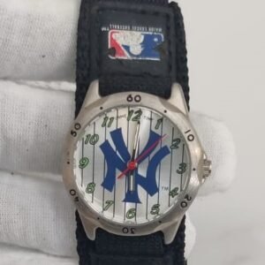 New York Yankees MLB Game Time Nylon Band Wristwatch 1