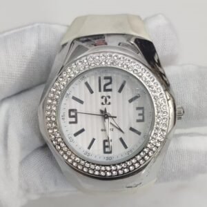 Stainless Steel Back Quartz White Ladies Wristwatch 1