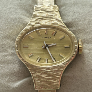 Timex Vintage Ladies Wind Up Bracelet Dress Watch