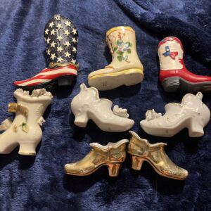 Vintage Tiny Shoes & Boots Knickknacks Ceramic Figurines Heels 1