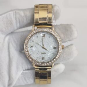 Fancy Gold Tone Stainless Steel Back Ladies Wristwatch 1