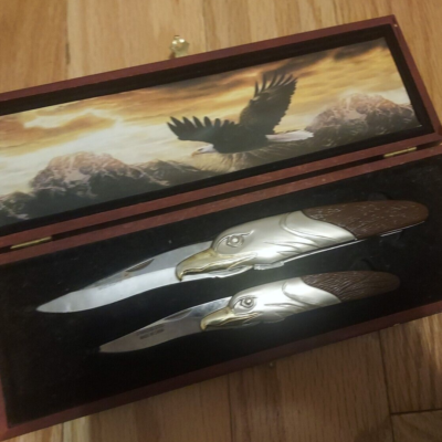 Vintage Pocket / Folding Knife Set – Eagle Handles in Wood Case