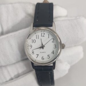 GEN607415 Stainless Steel Back Leather Stripes Ladies Wristwatch 1