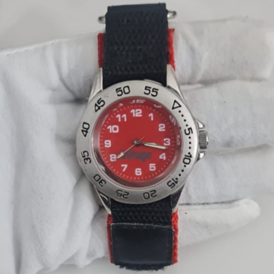 Red Dial Stainless Steel Back Wristwatch