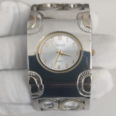 The Hugo Stainless Steel Back  Ladies Wristwatch Bracelet