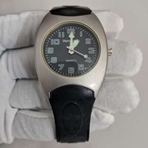 Versales Stainless Steel Back Wristwatch 1