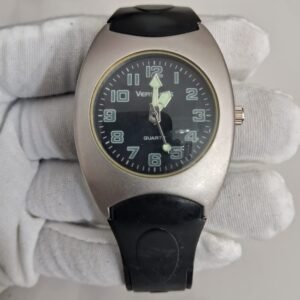Versales Stainless Steel Back Wristwatch 2