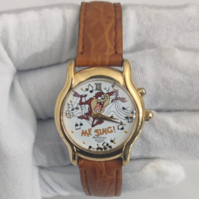 Vintage Armitron 2200/239 753 Looney Tunes Collectible Stainless Steel Back Wristwatch 1995