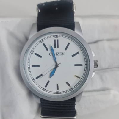 Citizen Quartz White Dial Stainless Steel Back Wristwatch