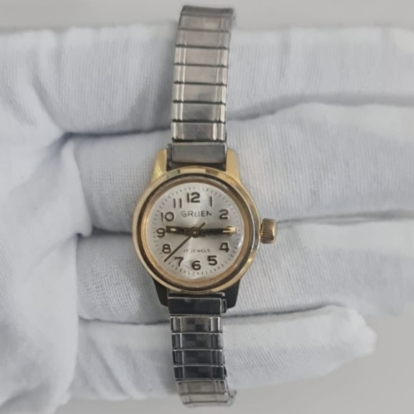 Vintage Gruen Automatic Stainless Steel Back Ladies Wristwatch Bracelet