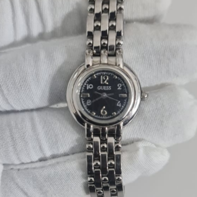 Vintage Guess Stainless Steel Back Japan Movement Ladies Wristwatch 1996