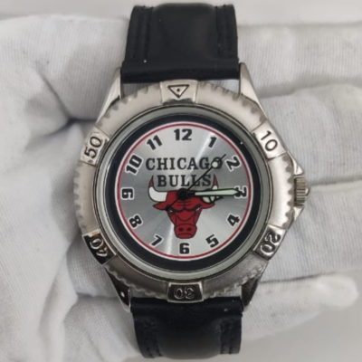 Vintage NBA Chicago Bulls Stainless Steel Back Japan Movement Wristwatch 1998