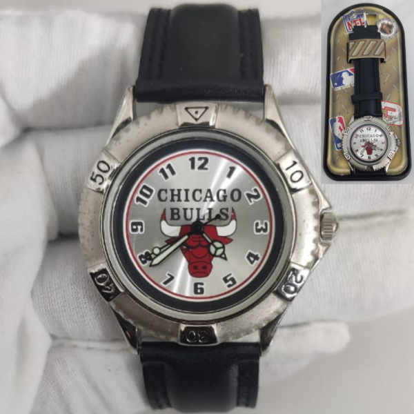 Vintage NBA Chicago Bulls Stainless Steel Back Japan Movement Wristwatch 1998 W