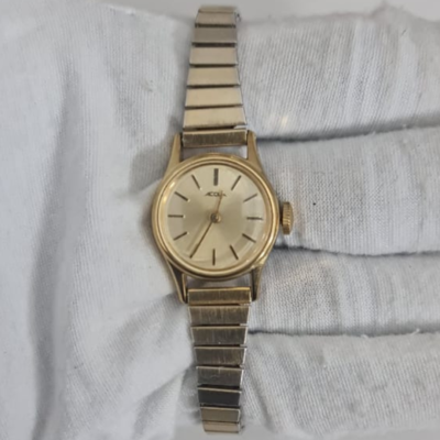 Vintage Acqua 8.0 Ladies Wristwatch