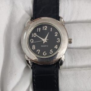 Black Silver Dial Stainless Steel Back Ladies Wristwatch 2