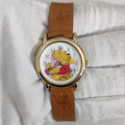 Disney EF Pooh Theme Ladies Wristwatch