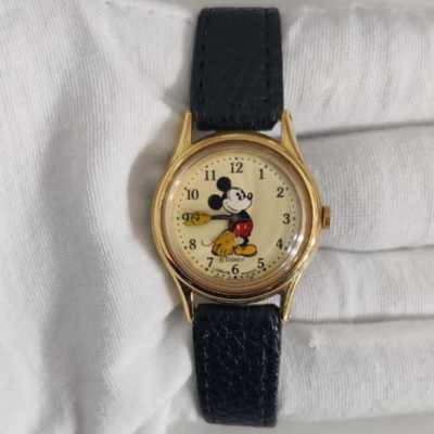 Vintage Disney Lorus V515-6080 A1 Mickey Mouse Ladies Wristwatch