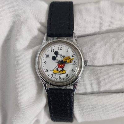 Lorus Disney V515-6080 A1 Mickey Mouse Theme Ladies Wristwatch