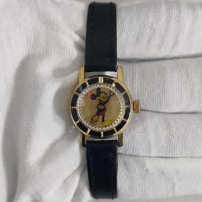 Vintage Mickey Mouse Theme Hand Winding Ladies Wristwatch