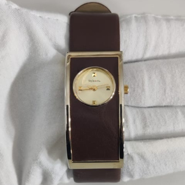 Style & Co SC1001 A126-06 Ladies Wristwatch