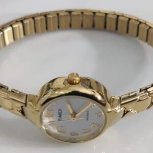 Timex Indiglo P8 Gold Tone Wristwatch Bracelet 3