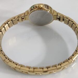 Timex Indiglo P8 Gold Tone Wristwatch Bracelet 4
