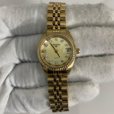 Harold’s A4700-775 Gold Tone Ladies Wristwatch