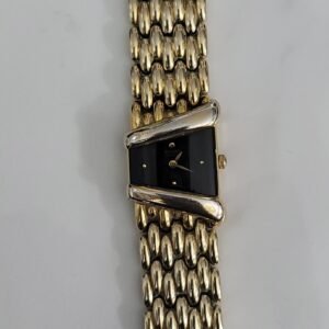 Seiko 211899 Gold Tone Ladies Wristwatch 4