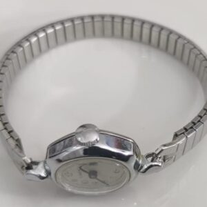 Timex T10 Ladies Wristwatch Bracelet 3