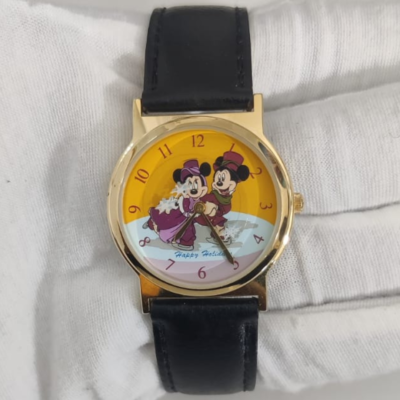 Vintage Disney Cast Holiday Celebration Japan Movement Collector’s Choice Wristwatch