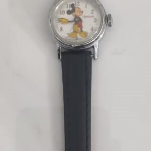 Vintage Ingersoll Mickey Mouse Hand Winding Ladies Wristwatch 3