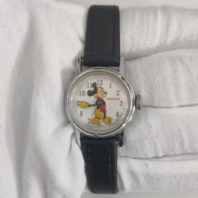 Vintage Ingersoll Mickey Mouse Hand Winding Ladies Wristwatch