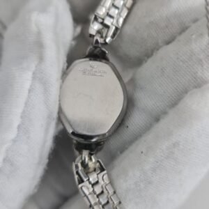 Vintage Waltham Incabloc Hand Winding Ladies Wristwatch 3