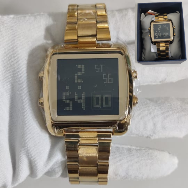 SKMEI 1369 Gold Tone Wristwatch