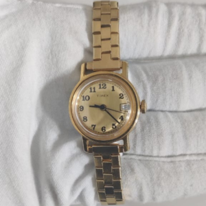 Timex Handwinding Gold Tone Ladies Wristwatch Bracelet 1