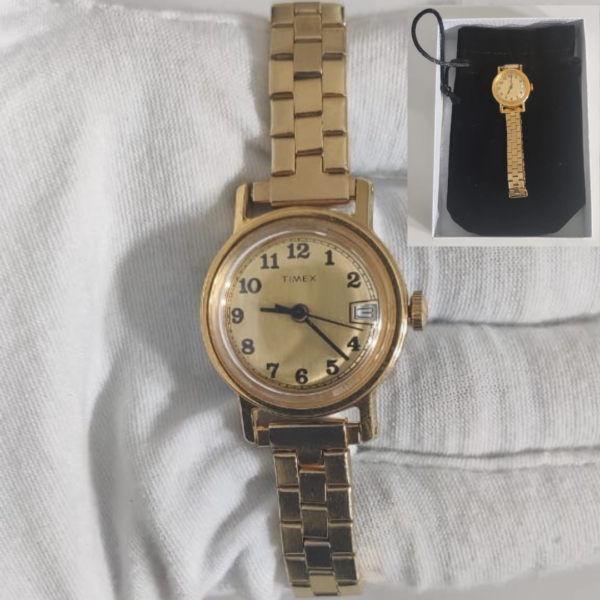 Timex Handwinding Gold Tone Ladies Wristwatch Bracelet