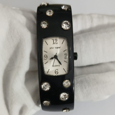 Betsey Hohnson C1-07 BJ7005 Ladies Wristwatch Bracelet