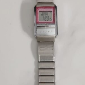 Casio 1605 LA-200 Made In Malaysia Ladies Wristwatch 3
