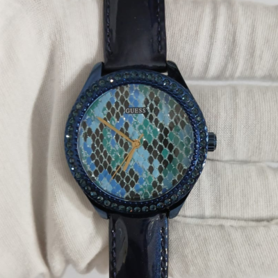 Guess W0626L3 Japan Movement...