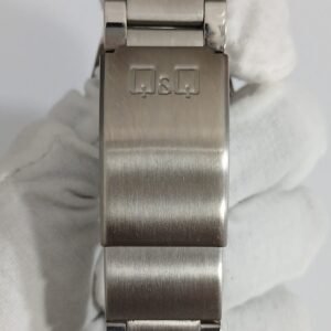 Q&Q Quartz 5 Bar Wristwatch 4