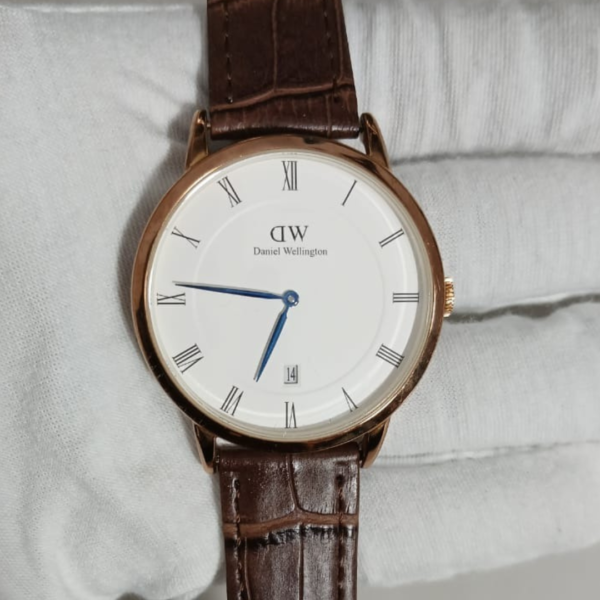 WD Daniel Wellington B38R7 01010267537 Japan Movement Wristwatch