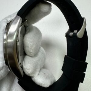 Guess Steel I85419G3 Japan Movement Wristwatch 2