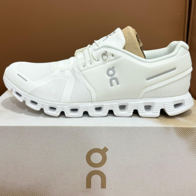 On Cloud 5 All White US Size 11